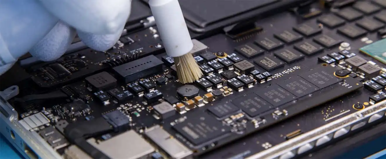 Чистка Apple MacBook от пыли в Волоколамске | Замена термопасты